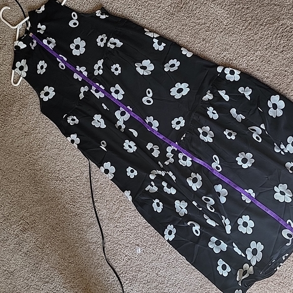 Nasty Gal Retro Mock Neck Floral Midi/Maxi Dress - Picture 5 of 8